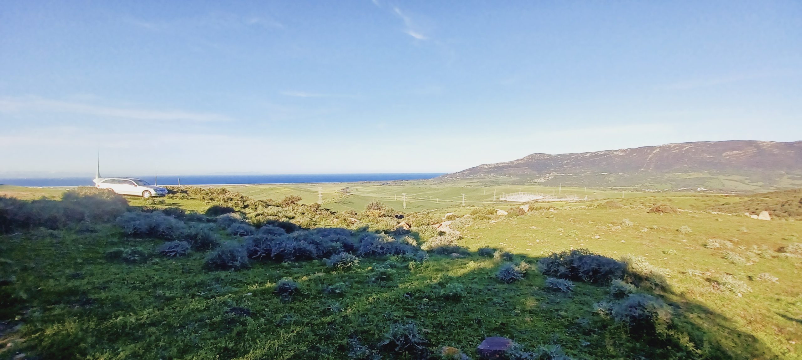 Parcela rústica con cortijo en Tarifa en lugar inmejorable.